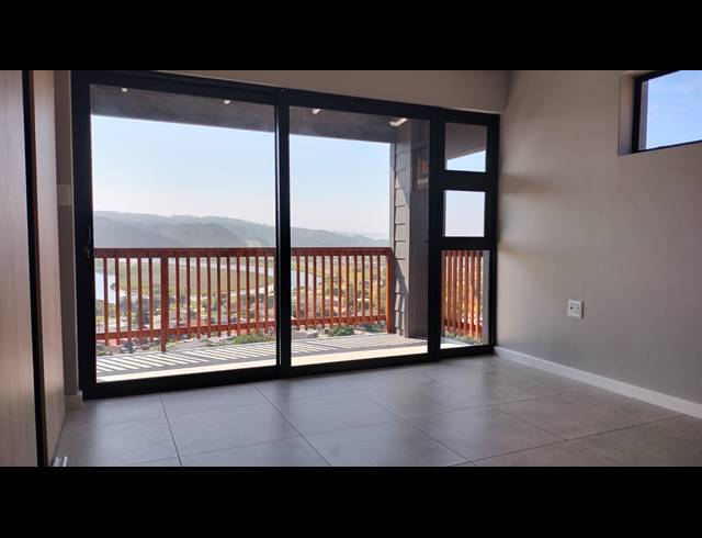 3 BEDROOM FREEHOLD FOR SALE IN BERGSIG
